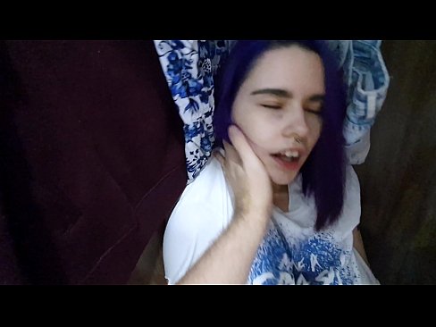 ❤️ I kitea taku tuahine i roto i te kaapata ka awhina ia ia ki te cum ☑ Ataahua porn i mi.pornokey.ru ❤